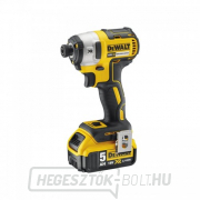 DeWALT DCK266P2 18V 5.0 Ah akkumulátoros szerszámkombikészlet Előnézet 