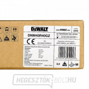 Horganyzott gyűrűs szögek 4x40mm DCN693 2000db DeWALT DNM40R40GZ 2000db DeWALT DNM40R40GZ-hoz Előnézet 