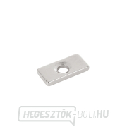 Neodímium lemezes mágnes 20x10x3mm-es csavarfurattal (2) Előnézet 