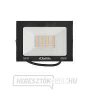 LED reflektor 30W - hideg fehér 6500K (80) Előnézet 