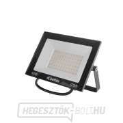 LED reflektor 50W - hideg fehér 6500K (50) gallery main image