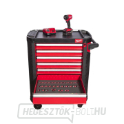 Milwaukee TOOLGUARD SRC PR EU acél kerekes kocsi 30", 78 cm (7 fiók) 4932493817 Előnézet 