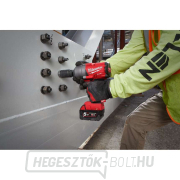 Akkus ütvecsavarozó 1/2" Milwaukee M18 FHIWP12-502X (1017 Nm, 5,0 Ah) Előnézet 