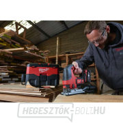 Milwaukee M18 BJS-402C akkumulátoros szúrófűrész (4,0 Ah) Előnézet 