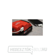 Milwaukee M18 USB PS HJ2 akkumulátoros adapter, M18 foglalat, USB 2,1A töltő, tápegység fűtött ruházathoz, 4932471597 Előnézet 