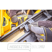 Akkus szegező DEWALT DCN930N 18V, akkumulátor és töltő nélkül Előnézet 