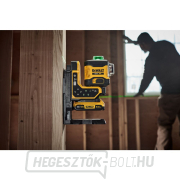 Zöld többsoros lézer 3x360 DEWALT DCLE34035D1 18V XR távirányítóval, 2Ah akkumulátor Előnézet 