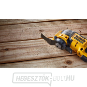 Vezeték nélküli oszcilláló multicsiszoló DEWALT DCS353N 12V akkumulátor és töltő nélkül Előnézet 